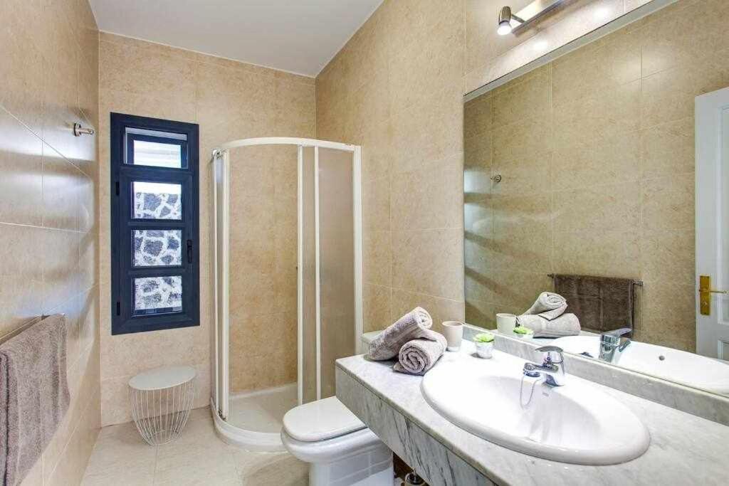 Homu Bianca Fantastica Villa Con Piscina Privad Playa Blanca  Buitenkant foto